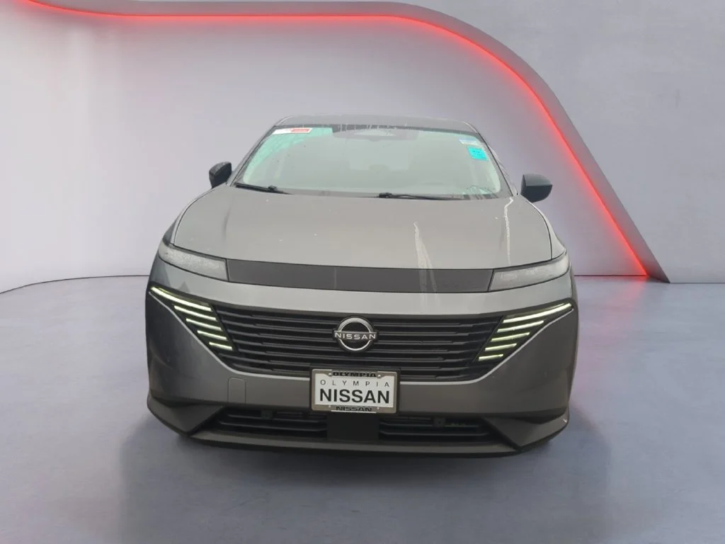 Used 2025 Gray Nissan SV image 10