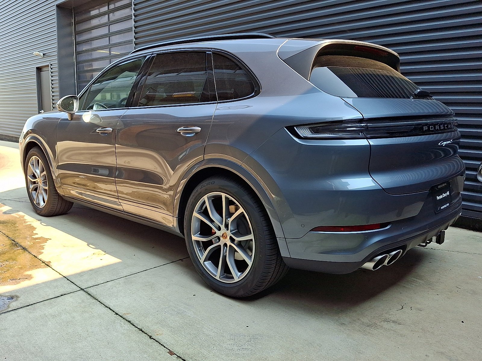 New 2026 Vanadium Grey Metallic Porsche S image 3