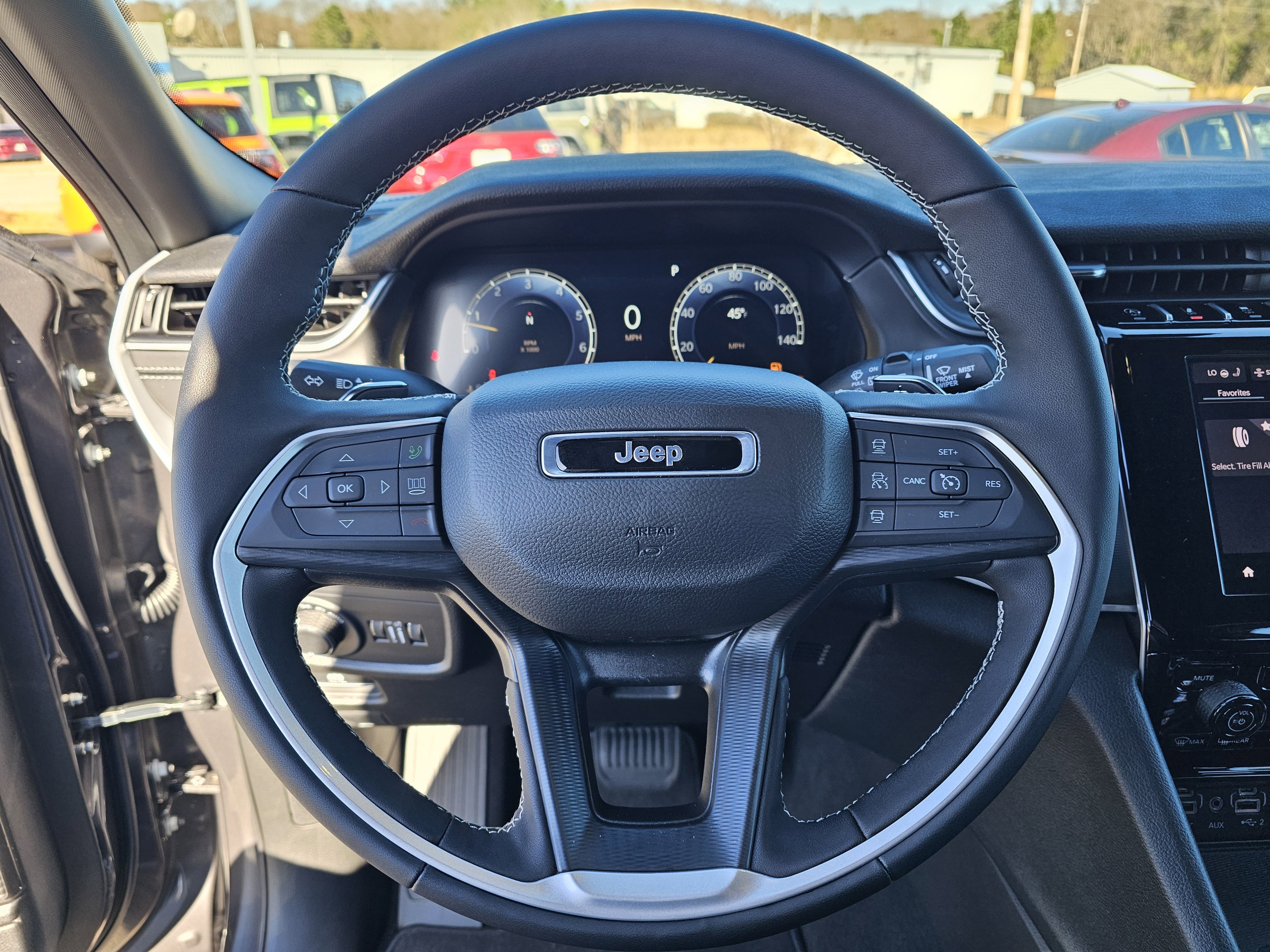 New 2025 Baltic Gray Metallic Clearcoat Jeep Altitude X image 20