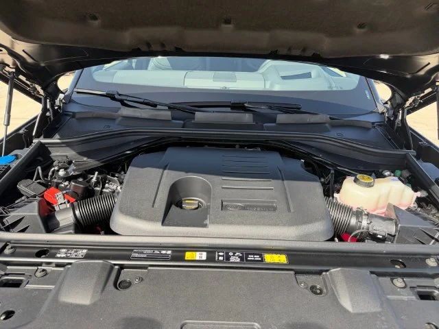 New 2027 Black Land Rover SE image 19