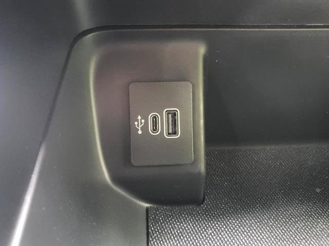 New 2026 Agate Black Metallic Ford XLT image 38