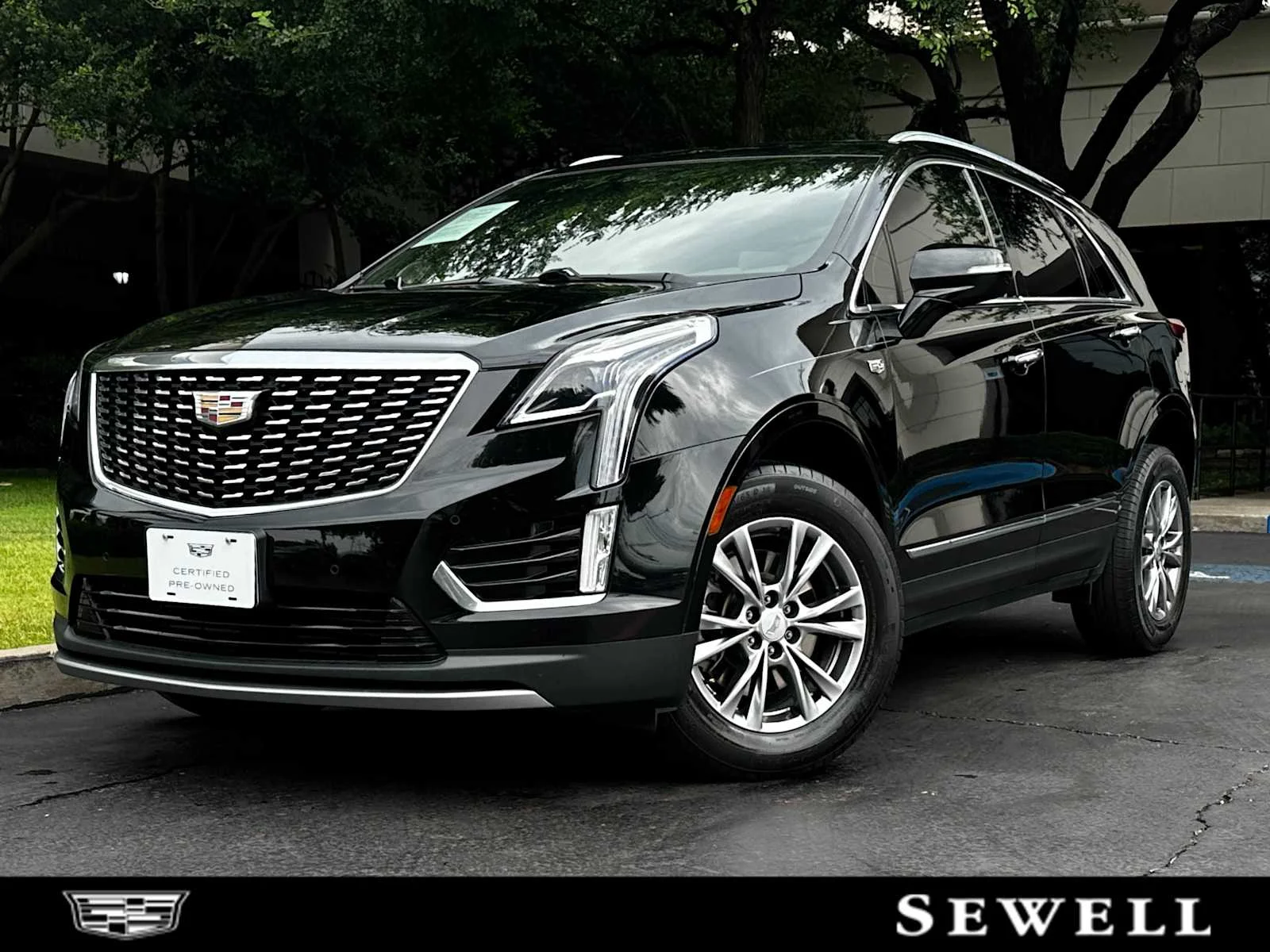 2022 Cadillac XT5 FWD Premium Luxury's photo