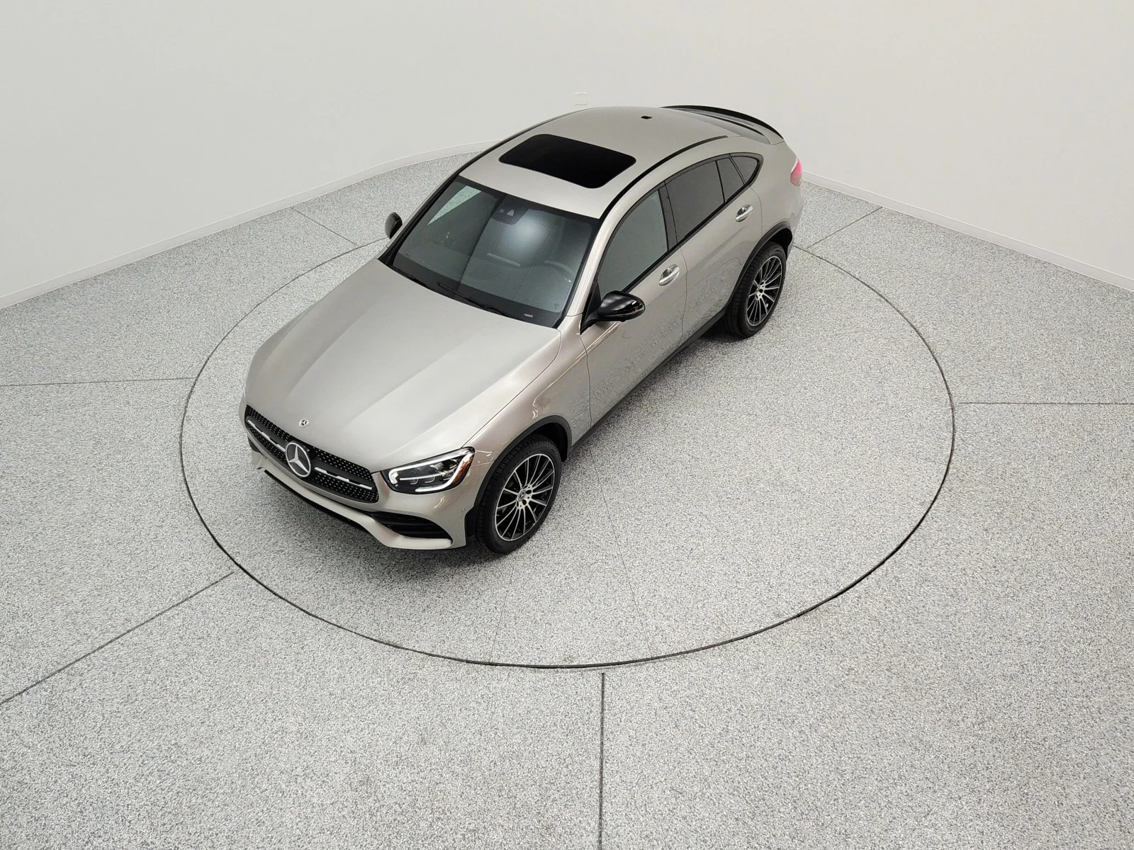 Used 2022 Mojave Silver Metallic Mercedes-Benz GLC 300 4MATIC® Coupe image 9