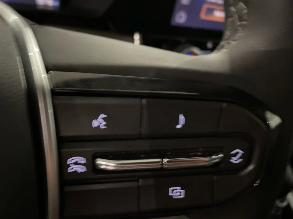 2024 Chevrolet Colorado ZR2 - Photo 15