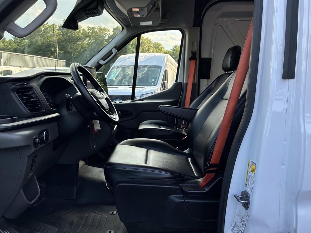 Used 2024 White Ford Base image 18
