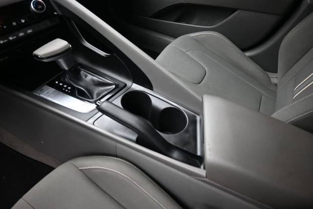 Used 2023 Blue Hyundai SEL image 31