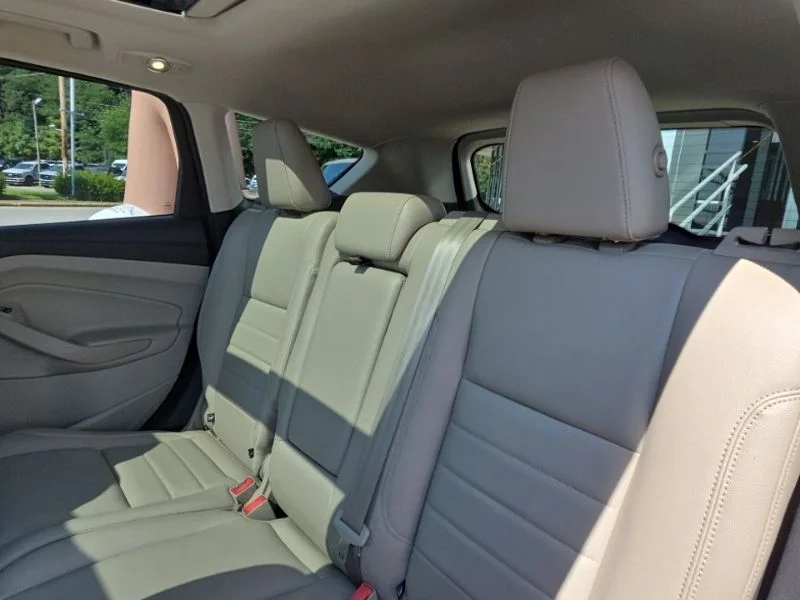 Used 2014 Red Ford SE image 20