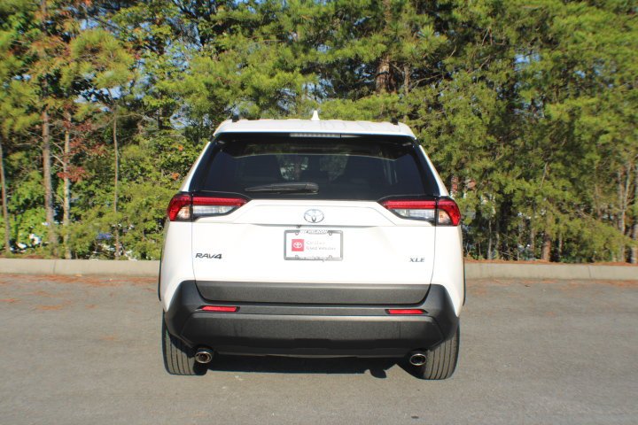 Used 2024 Ice Cap Toyota XLE image 16