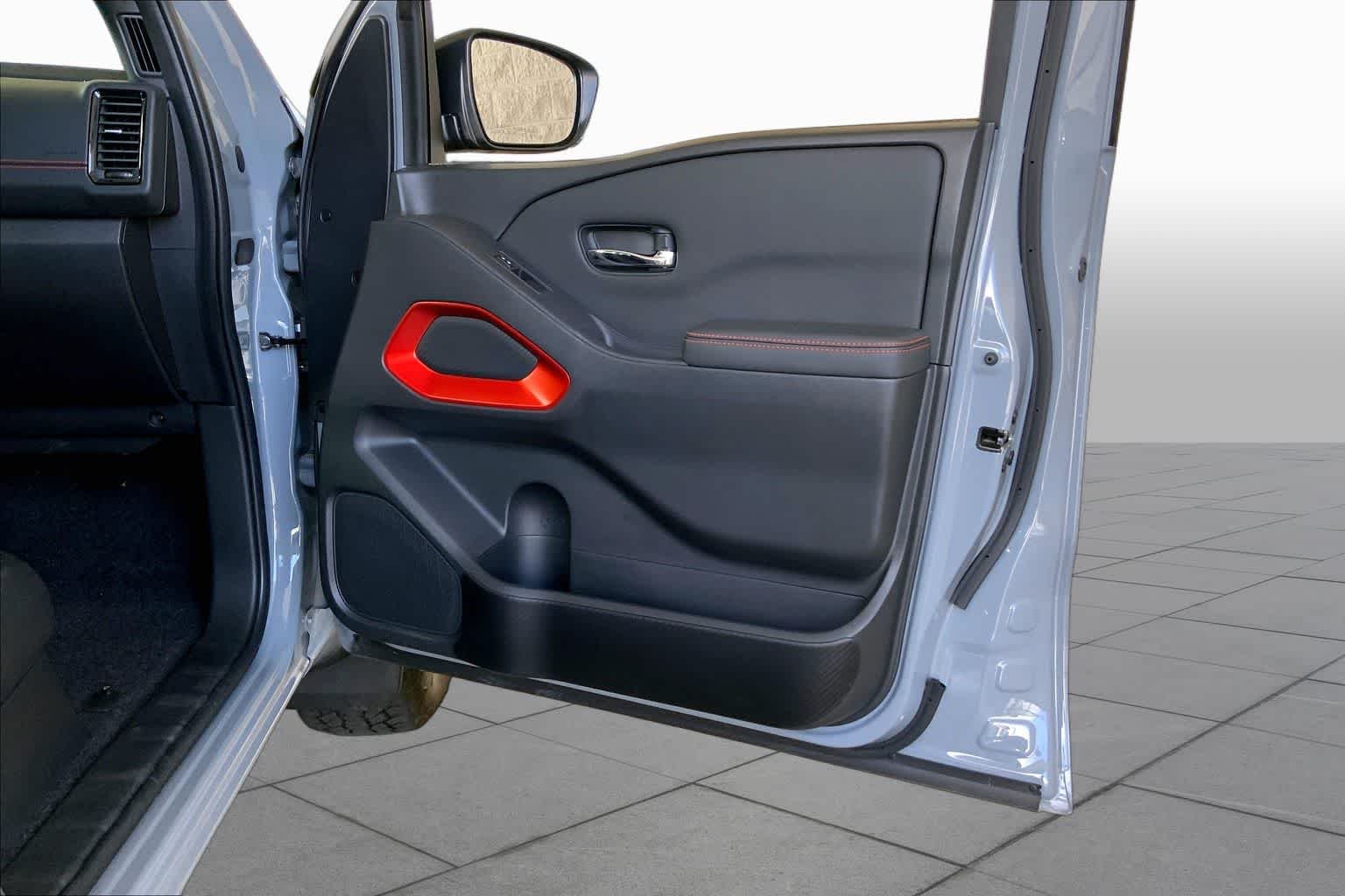 Used 2024 Boulder Gray Pearl Nissan PRO-4X image 22