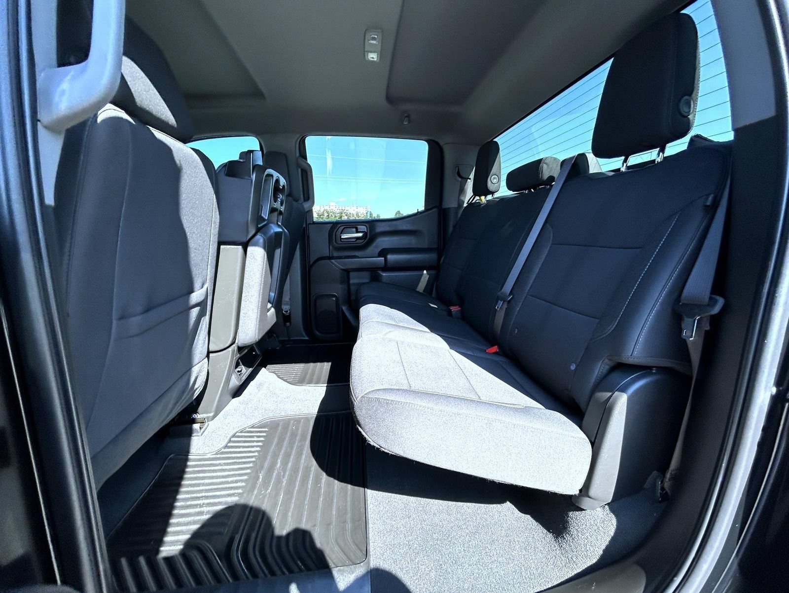 2023 Chevrolet Silverado 1500 Custom - Photo 21