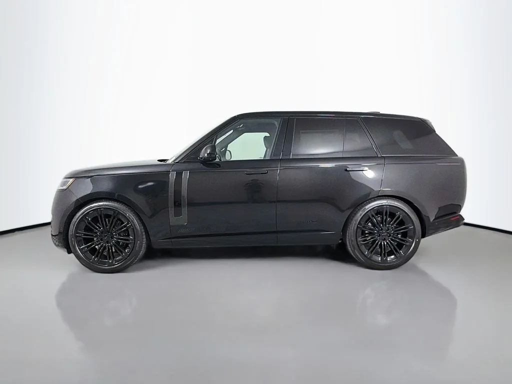 New 2026 Santorini Black Land Rover SE image 8