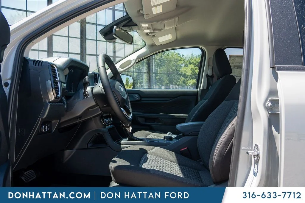 New 2026 Avalanche Ford XLT image 3