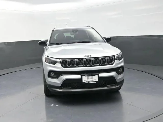 New 2026 Silver Zynith Metallic Clear-Coat Exterior Paint Jeep Latitude image 5