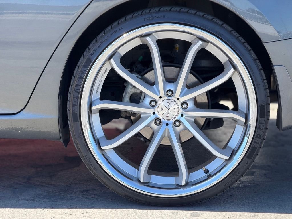 Used 2019 Gun Metallic Nissan 2.5 SR image 2