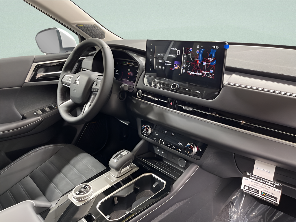 New 2026 White Diamond Mitsubishi SE image 31
