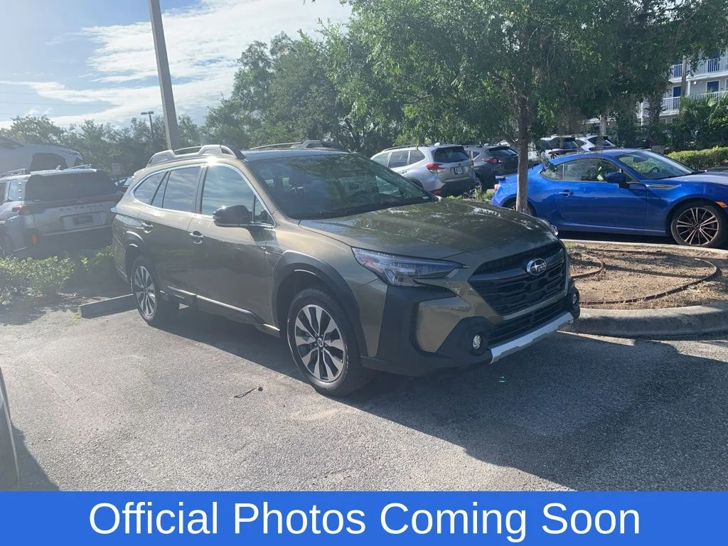2025 Subaru Outback Limited's photo