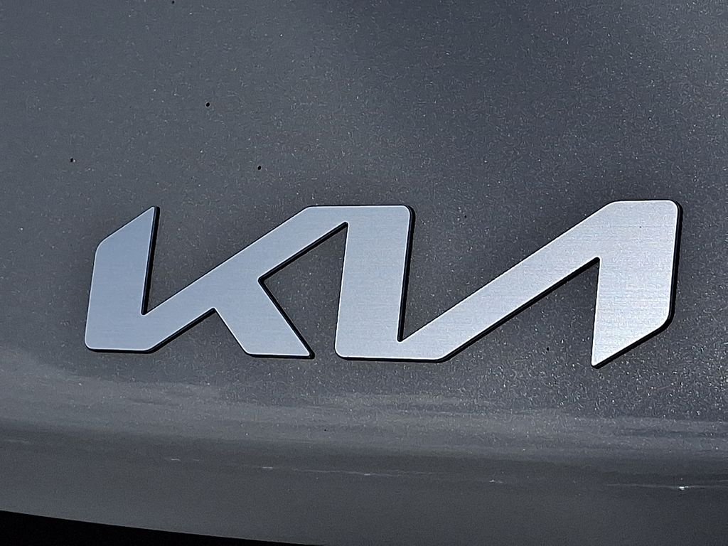 New 2026 Wolf Gray Kia S image 11