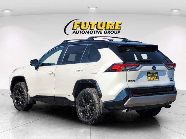Used 2024 Off-white Toyota XSE image 7
