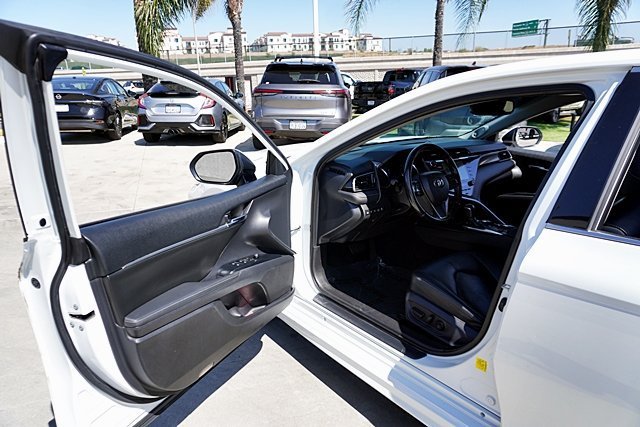Used 2019 Beige Toyota XSE V6 image 48