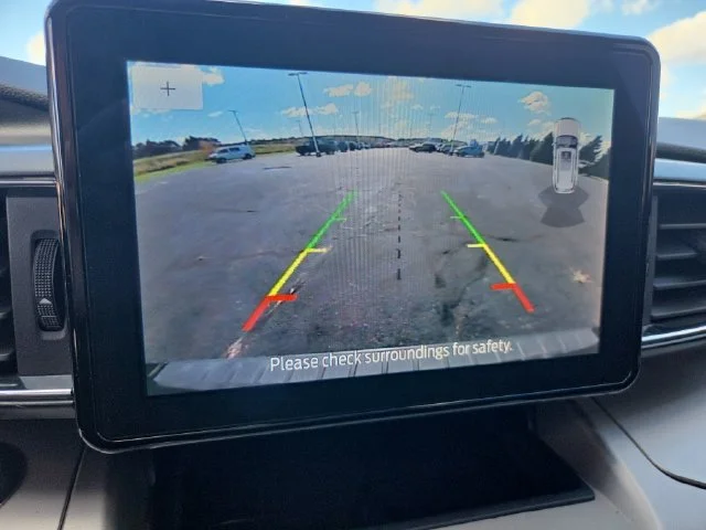 Used 2021 Black Ford XLT image 24