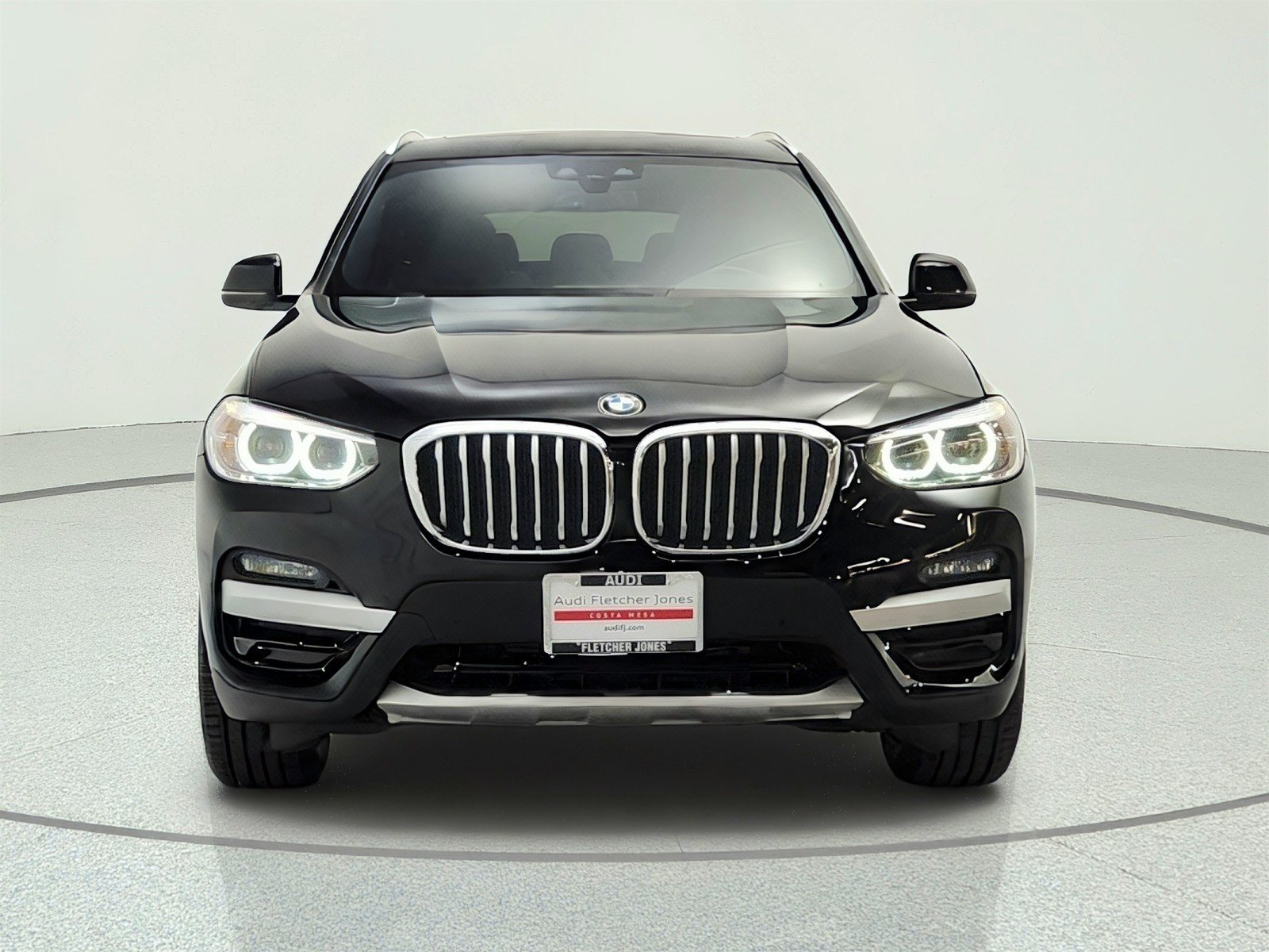 Used 2021 Jet Black BMW sDrive30i Sports Activity Vehicle image 2