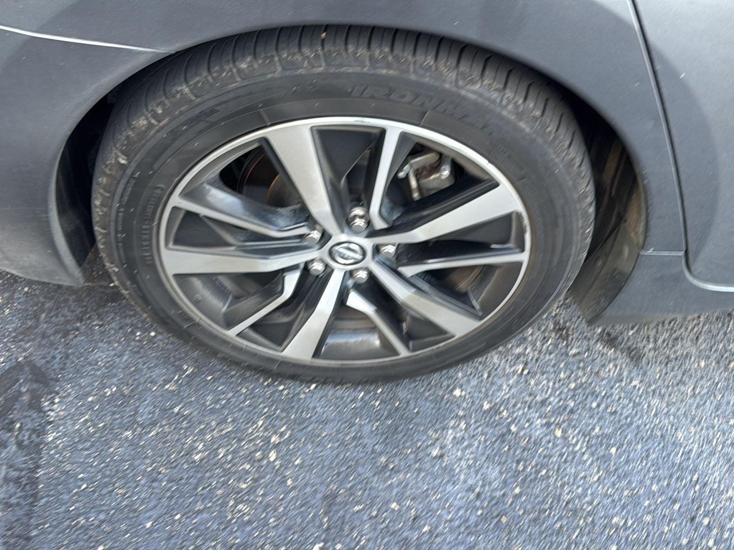 Used 2021 Gun Metallic Nissan SV image 10