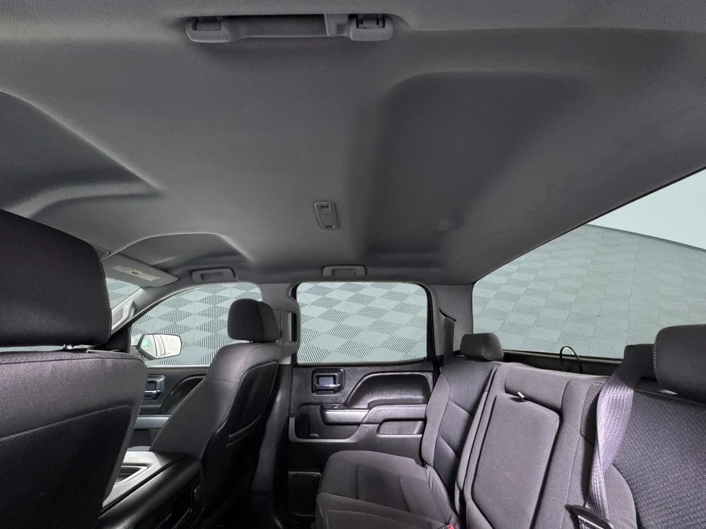 Used 2015 White Chevrolet LT image 13