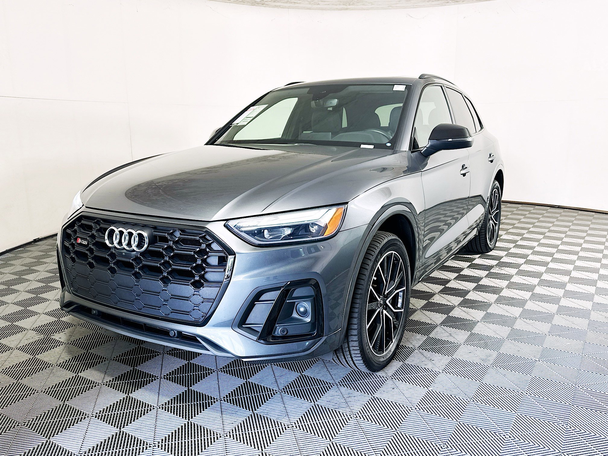 2023 Audi SQ5 Premium Plus - Photo 7