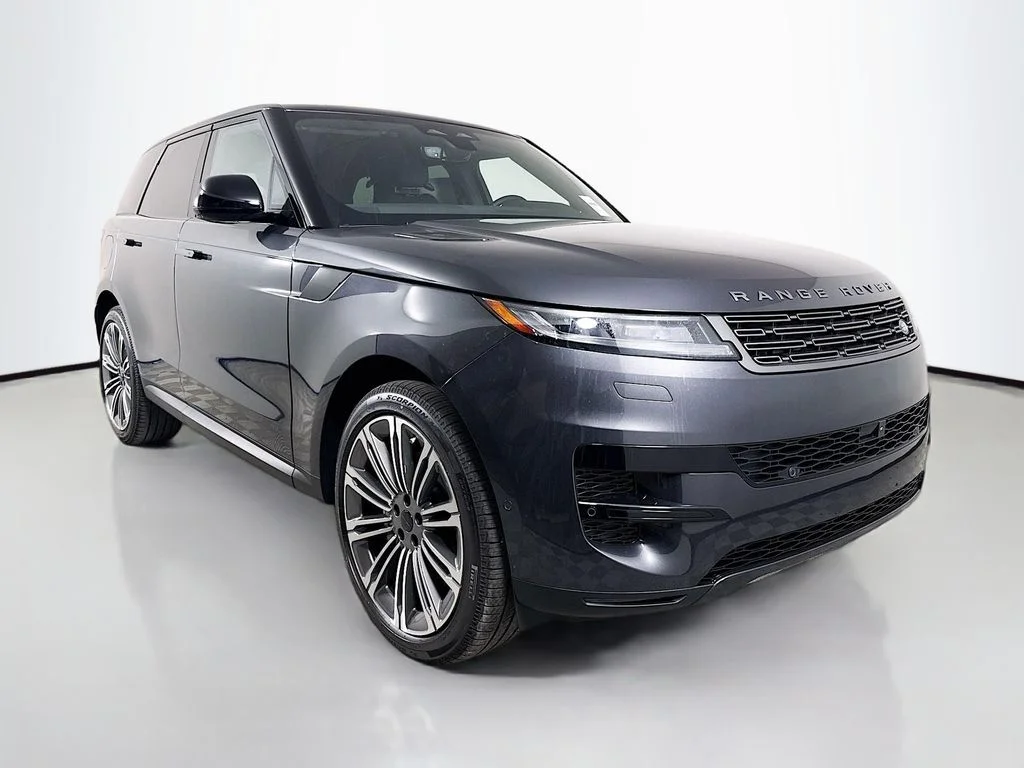 New 2026 Carpathian Grey Land Rover SE image 3