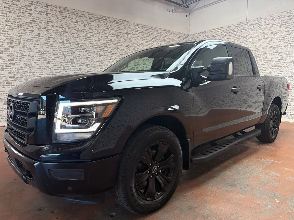 Used 2024 Super Black Nissan SV image 3