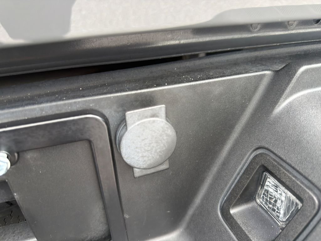 Used 2021 Gray Ford XLT image 18