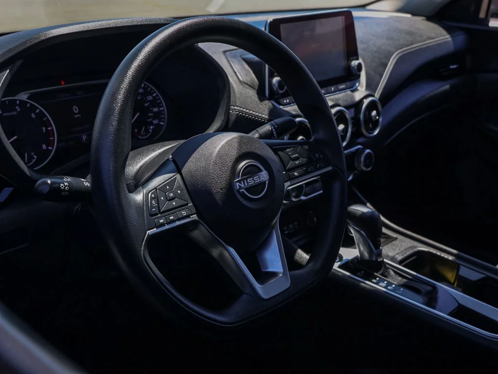 Used 2024 Gray Nissan SV image 13