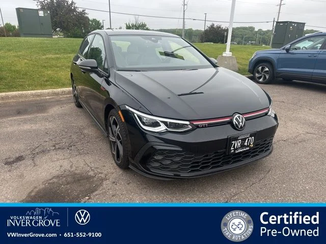 2024 Volkswagen Golf GTI 2.0T SE 4-door DSG's photo