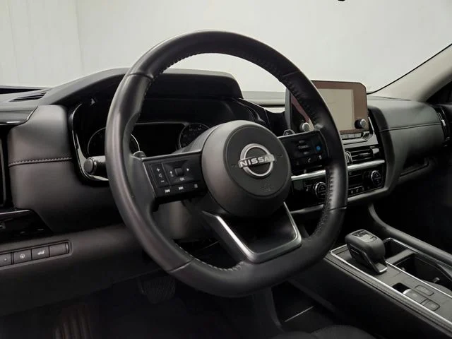 Used 2025 Black Nissan SV image 17