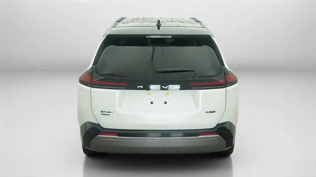 New 2026 Wind Chill Pearl with Midnight Black Metallic roof Toyota XSE image 12