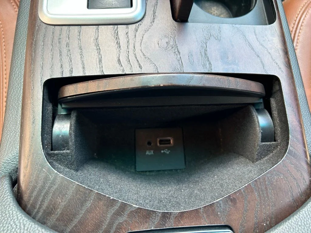 Used 2014 Gray Maserati Base image 51
