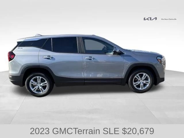 Used 2023 Silver GMC SLE image 9