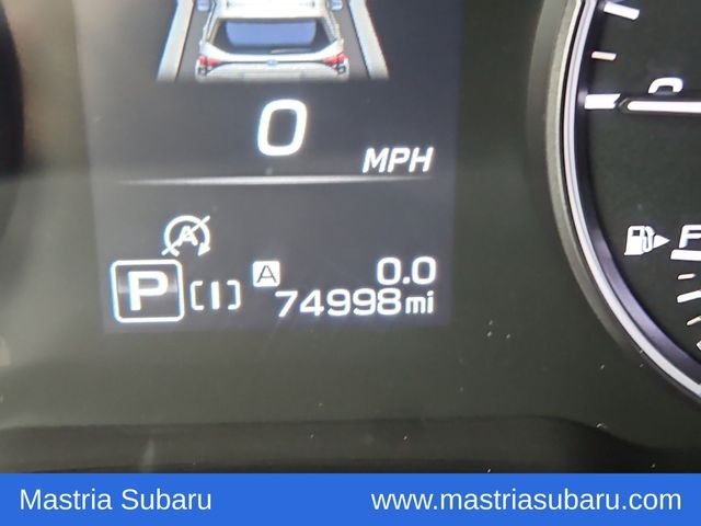 Used 2025 Pearl Subaru Premium image 6