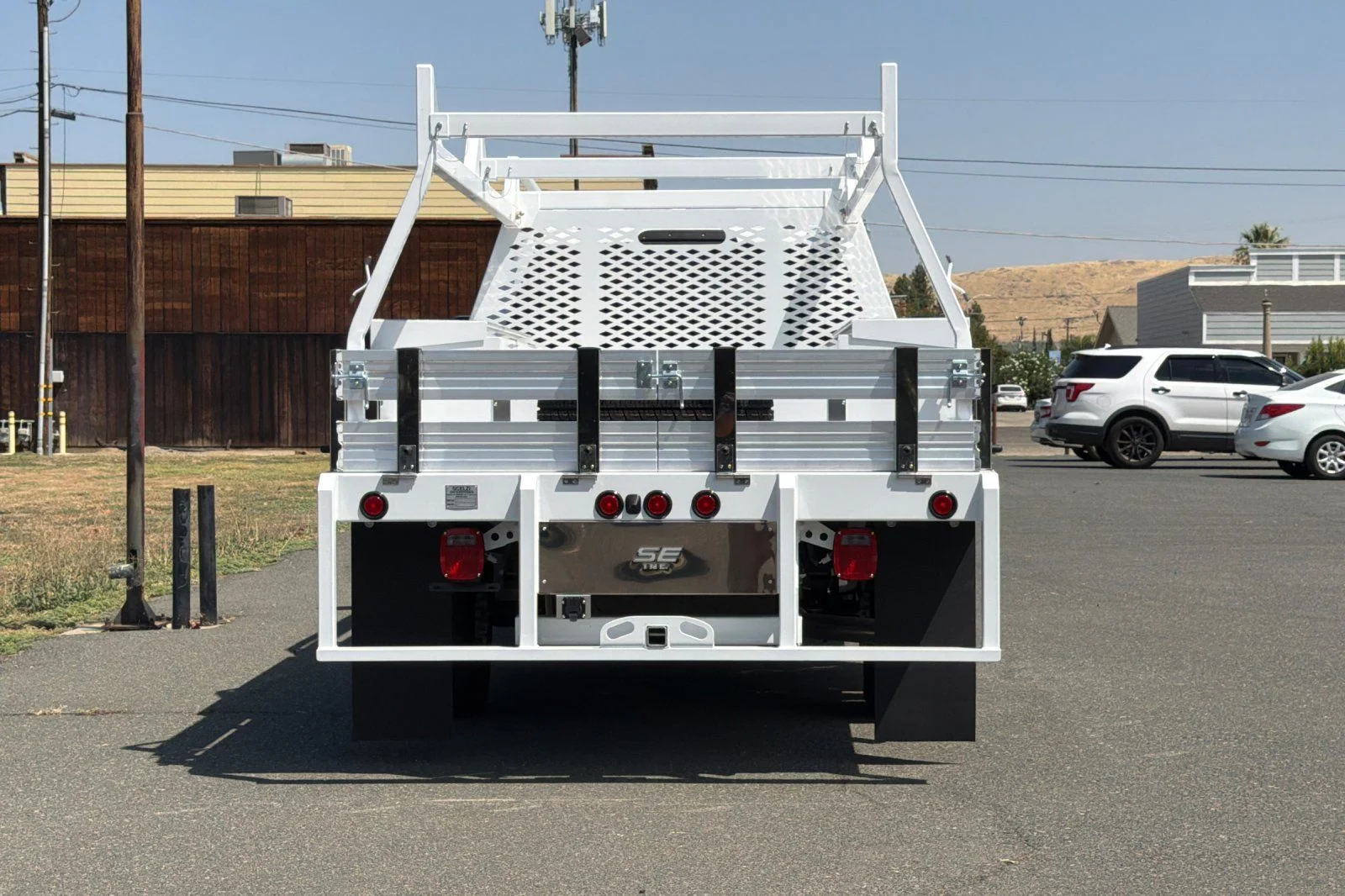 New 2026 Oxford White Ford F-350® XL image 5