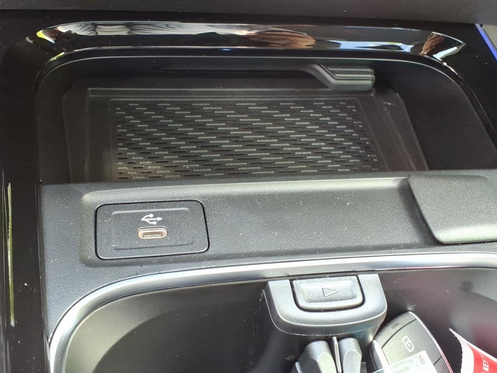 New 2026 Mountain Grey Metallic Mercedes-Benz GLA 250 image 31