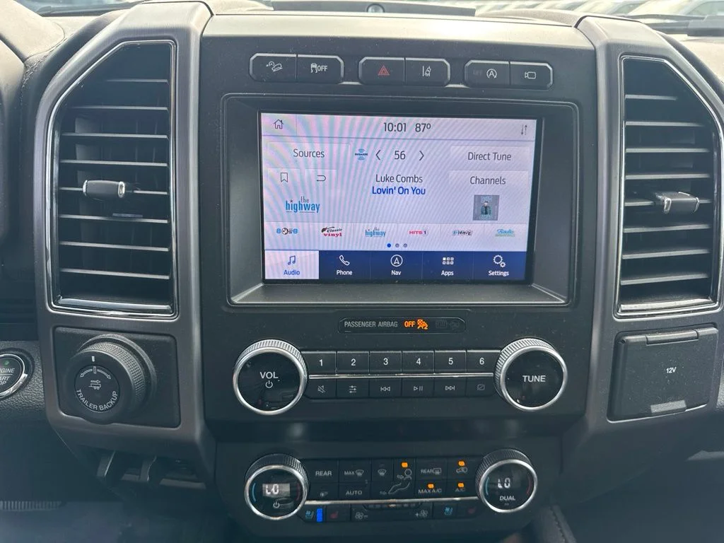 Used 2021 Blue Metallic Ford Platinum image 12