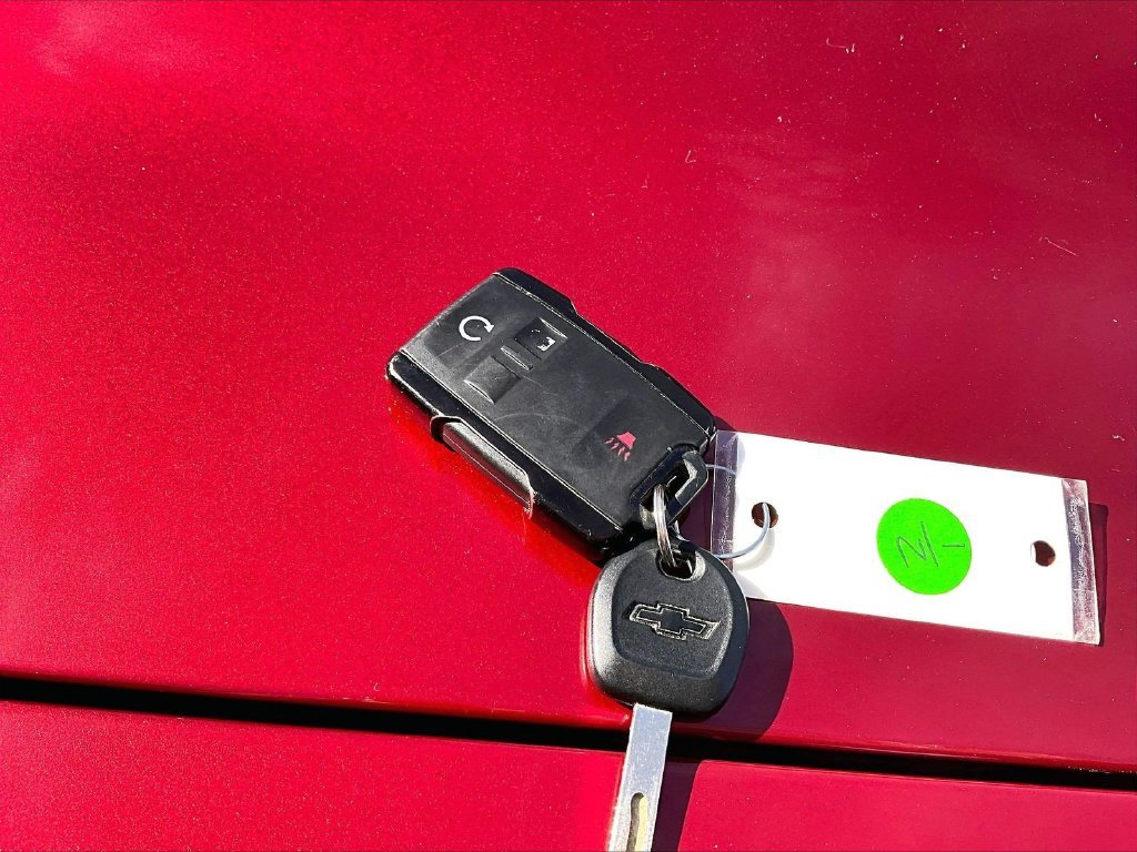 Used 2018 Red Chevrolet LT image 30
