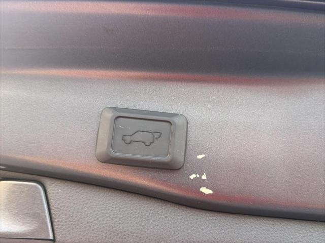 Certified Used 2024 MAGNETIC GRAY MET. Toyota  image 34