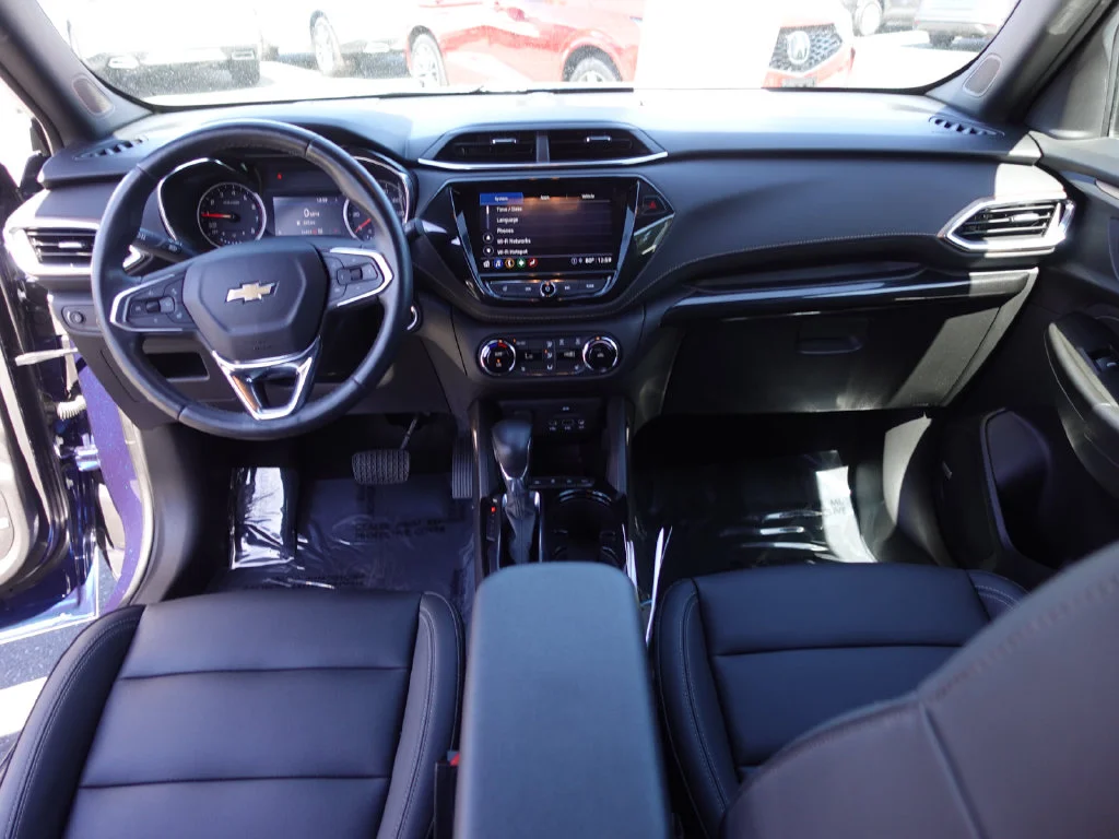 Used 2022 Blue Glow Metallic Chevrolet ACTIV image 25
