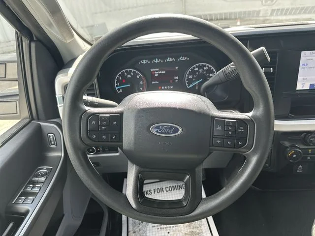 Used 2025 White Ford XLT image 13