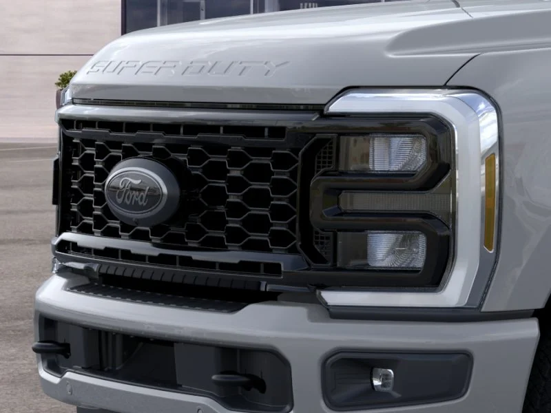 New 2026 Avalanche Ford Lariat image 40