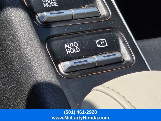 Used 2024 Onyx Black Hyundai SEL image 30