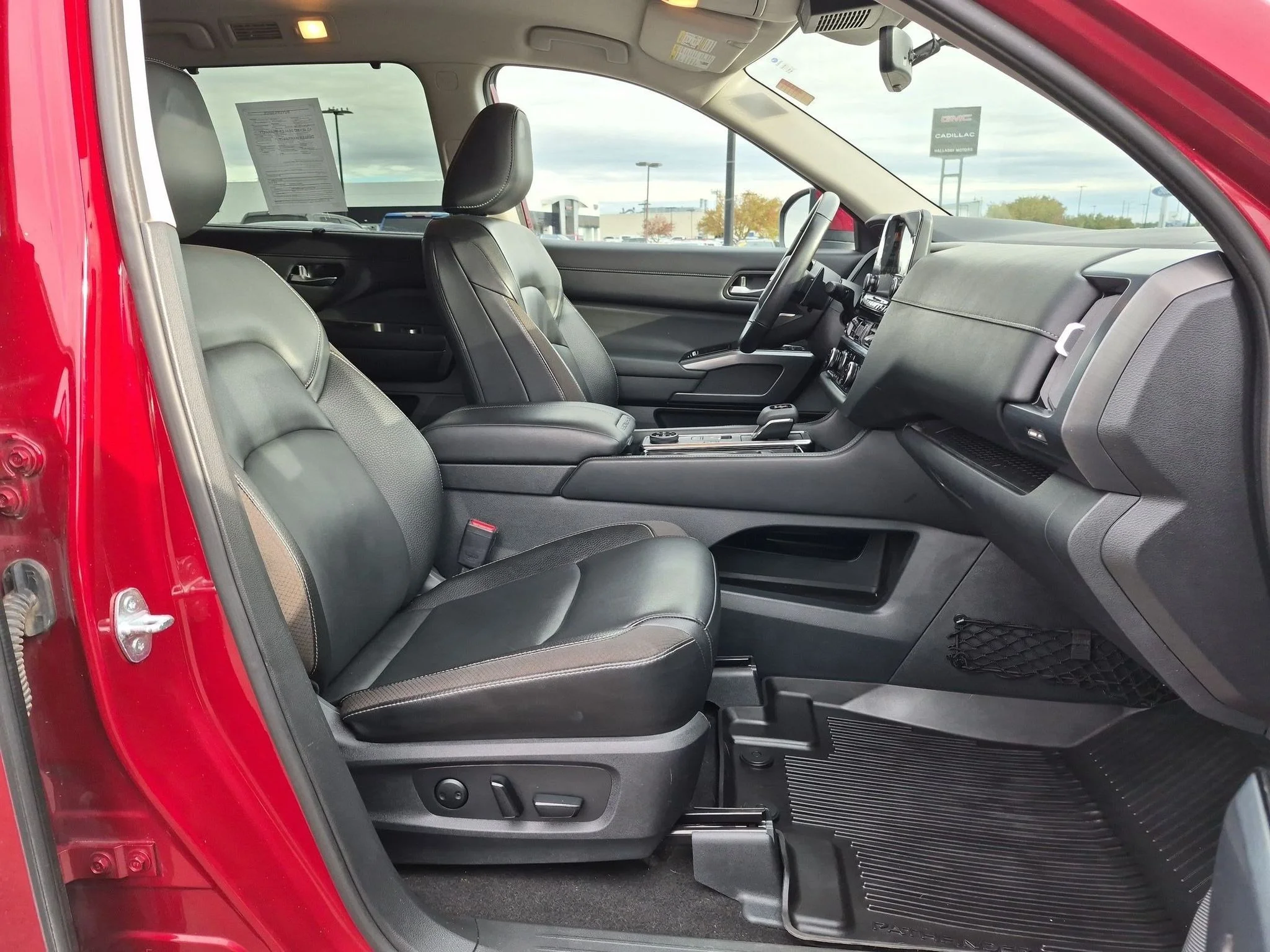 Used 2023 Scarlet Ember Tintcoat Nissan SL image 22