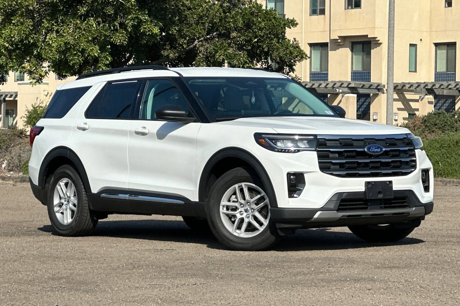 2025 Ford Explorer Active RWD (PL535)'s photo