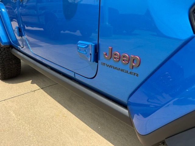 New 2026 Hydro Blue Pearl-Coat Exterior Paint Jeep Rubicon X image 6